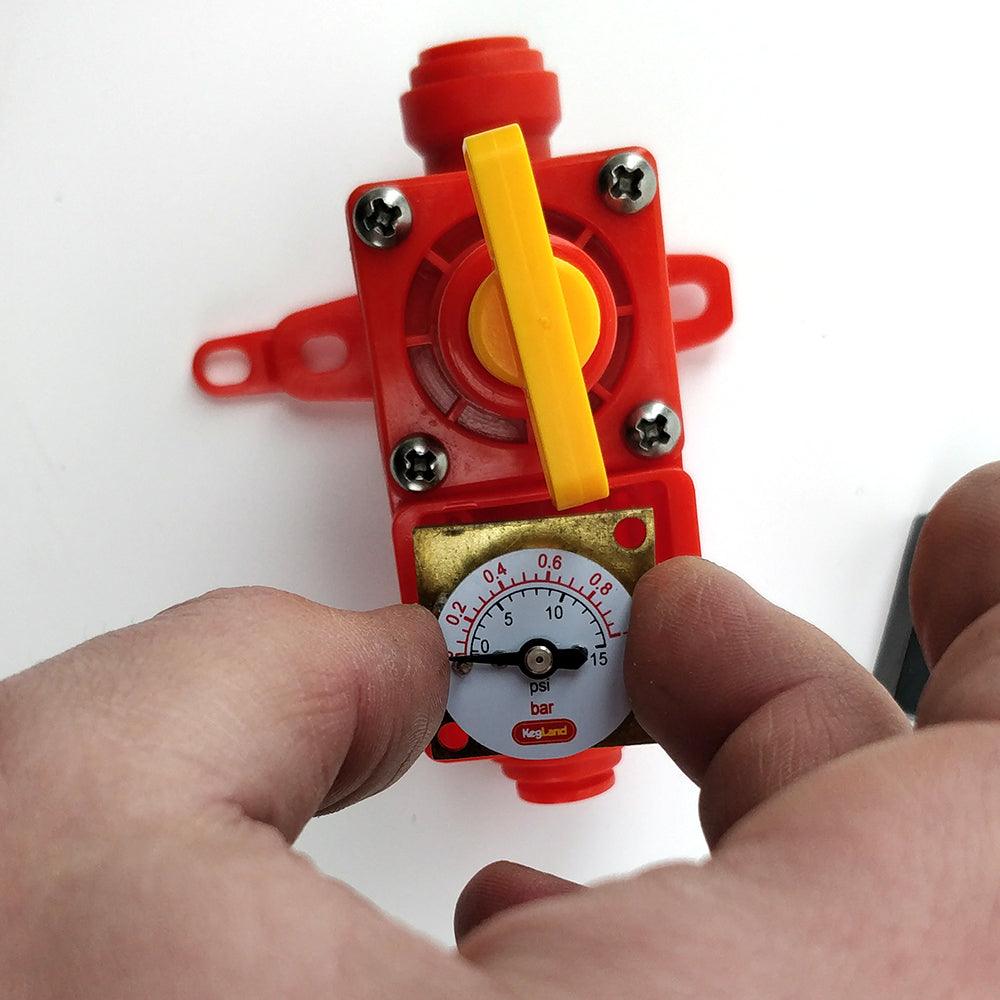 duotight - BlowTie 2 with Integrated Gauge 0-15psi - KegLand
