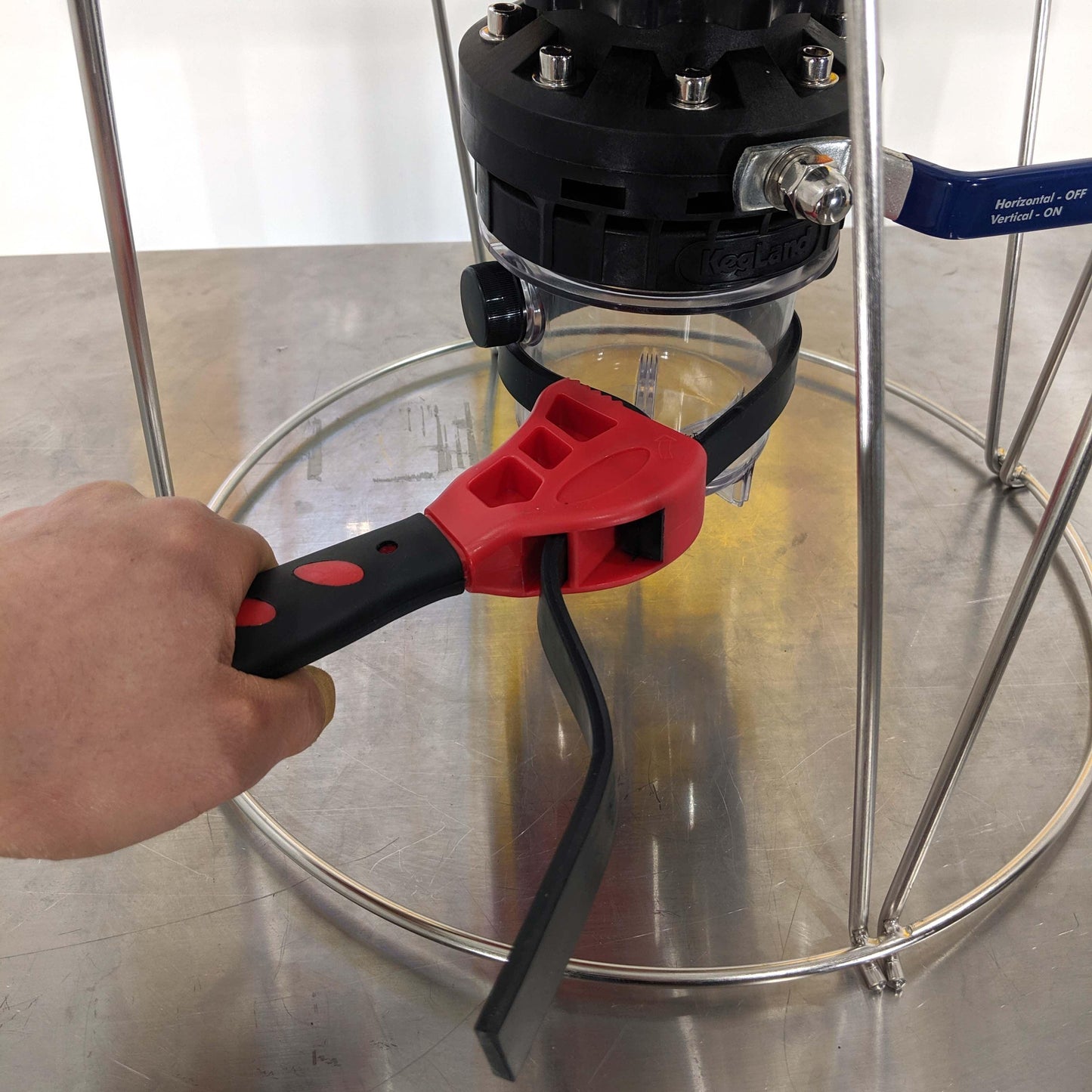 FermZilla - Oil Filter Removal Tool - Collection Container Removal Wrench - KegLand