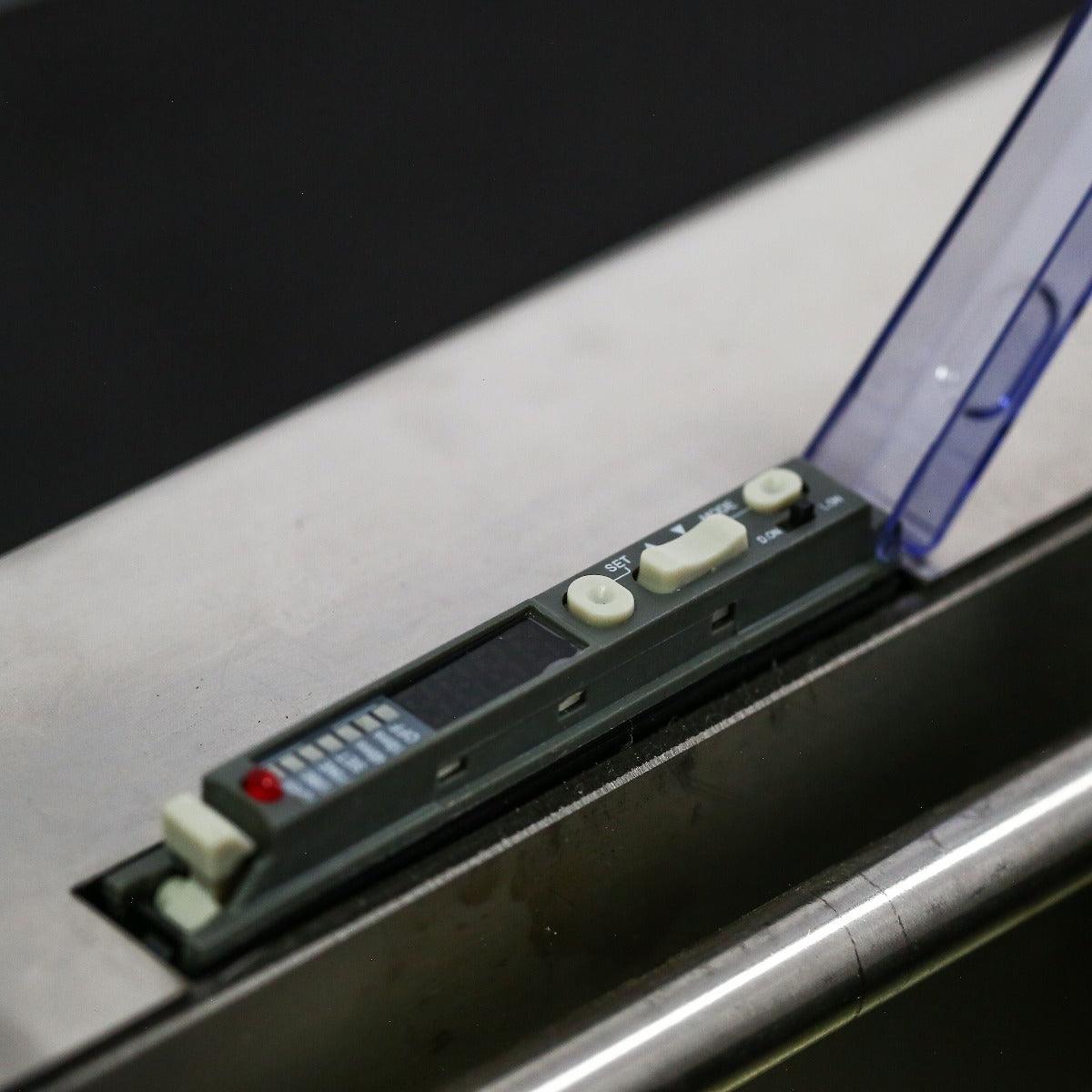 Label Applicator Machine - Semi-Automated - For Self Adhesive Labels - KegLand