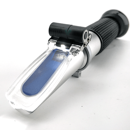 Portable Refractometer with ATC (Two Scale) - KegLand